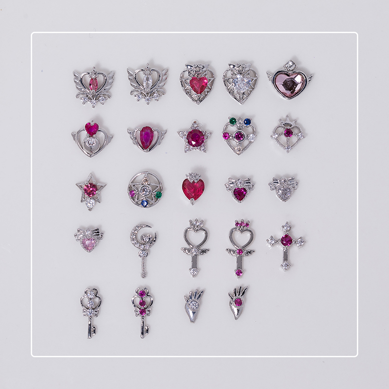 10 個ミックスシルバープリティソルジャーセーラームーンジル - Sailor Moon Wand のレビューと価格